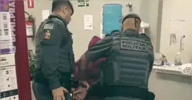 Menina de 10 anos foi localizada pela Polícia Militar em Praia Grande após sinalizar discretamente a um policial que estava sendo mantida em cárcere privado pelo próprio pai