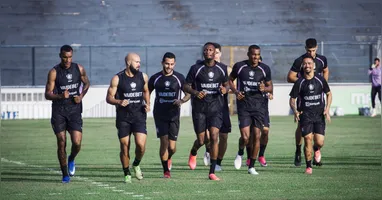 Leão segue os trabalhos visando o Grêmio