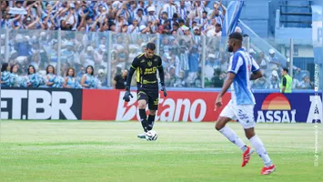 Gabriel Mesquita revela surpresa ao reencontrar Castro no Paysandu