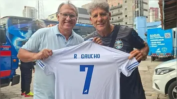 Grêmio se prepara para enfrentar o Remo com desfalques significativos, mas Renato ganhou presente de Vandick Lima