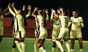 As equipes do Itabirito e do Vasco se classificaram com goleadas.