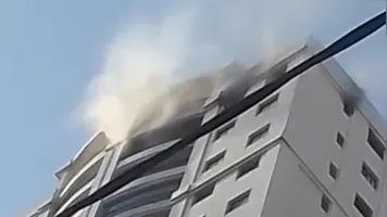 Um incêndio foi registrado em Belém; bombeiros e polícia estão no local. Veja os detalhes do incidente e repercussões.