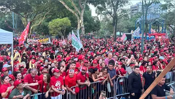 Imagem ilustrativa da notícia Apoiadores lotam evento de Lula em Belém e trânsito na região fica alterado