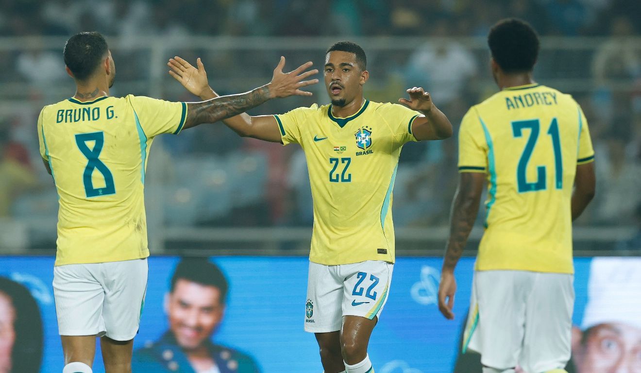 Samuel Lino (22), marcou duas vezes na goleada por 4 a 0 sobre a Índia