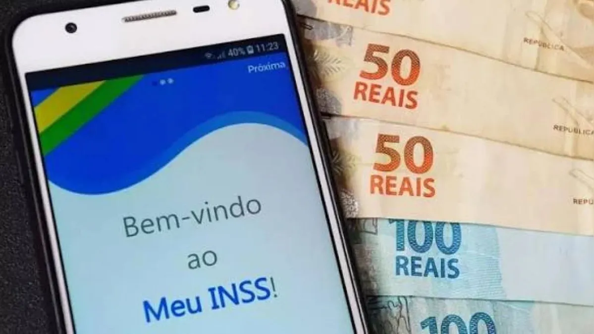 Imagem ilustrativa da notícia Tem dois empregos? Veja como evitar desconto maior no INSS