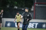 Técnico Léo Condé está altamente pressionado no Leão