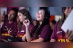 Uma câmera nas mãos de um jovem pode significar muito