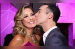 Ticiane Pinheiro falou sobre a rotina intensa ao lado de César Tralli. Enquanto ela ensaia para a Dança dos Famosos, o jornalista entrevista candidatos à Presidência no Jornal Nacional.