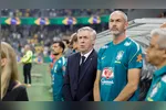 Após empate com a Austrália, Ancelotti pede paciência e destaca a importância de testes e observações da Seleção Brasileira.