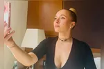 A morte da atriz Hayden Panettiere, provocada por oxicodona e fentanil, reabre debates sobre dependência química e saúde mental.