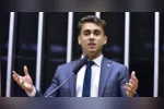 Mensagens de áudio mostram pedido de Nikolas Ferreira a Daniel Vorcaro para destravar ativo de mineração de amigo.