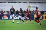 Tchamba se destaca na defesa do Remo