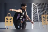 Tico, revelado pelo Remo, celebra sua estreia na Série A do Brasileiro. O jogador comenta sobre suas experiências e expectativas para o futuro.