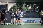 Técnico Thiago Carpini regularizado no BID e pode estrear pelo Remo contra o Santos no Campeonato Brasileiro.