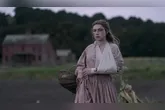 A narrativa acompanha diferentes gerações de uma família e percorre a Nova Inglaterra até o Vale de Salinas, na Califórnia.