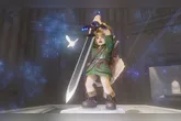 Com a chegada ao Switch 2, Ocarina of Time retorna reunindo a aventura que ajudou a redefinir os jogos de ação e aventura em 3D com uma apresentação renovada.
