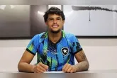 O filho de Eliza Samudio é considerado uma das promessas como goleiro, mas foi afastado