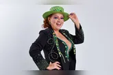 Hellen Patrícia, vocalista da Banda Xeiro Verde, fará show em homenagem a Marília Mendonça nesta quarta-feira, em Belém.