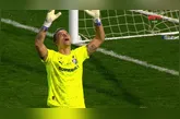 Imagem ilustrativa da notícia Fábio defende pênalti e Fluminense avança às quartas da Libertadores