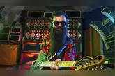 Idealizada pelo guitarrista, pesquisador e produtor musical Félix Robatto, a Lambateria nasceu com a proposta de valorizar a música latino-amazônica e caribenha e recuperar o clima dos antigos bailes dançantes da região.