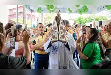 Imagem Peregrina de Nossa Senhora de Nazaré passou por hospitais de Belém durante o mês de setembro e emocionou pacientes e profissionais.