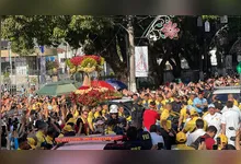 Fiéis homenageiam Nossa Senhora de Nazaré durante os primeiros quilômetros da romaria rumo a Ananindeua e Marituba.