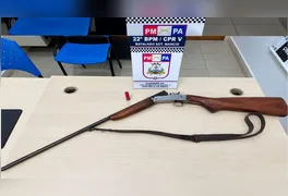 Espingarda calibre 32 com numeração raspada e munição intacta apreendida pela Polícia Militar no Assentamento Talismã.