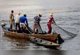 Terceiro lote do benefício é pago a pescadores artesanais com direitos reconhecidos referentes a períodos anteriores.
