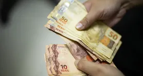 Bolsa Família: a quantia é resultado da soma do benefício básico com os adicionais previstos no programa de transferência de renda.