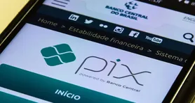 Nova regra do Pix amplia prazo de contestação para 80 dias. Entenda como isso impacta usuários e a segurança nas transações.