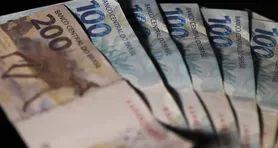 O valor médio pago varia de R$ 2,8 mil a R$ 2,9 mil, dependendo do tempo de trabalho e do salário da época.