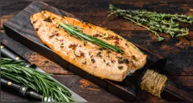 As receitas bíblicas desta seleção são inspiradas em alimentos mencionados nas Escrituras, como pão sem fermento, lentilhas, peixe, cevada e ervas.