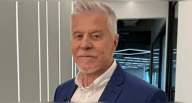 Miguel Falabella revelou no Roda Viva que já é avô e voltou a explicar por que sempre preservou os filhos e a vida pessoal dos holofotes.