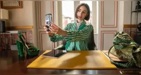 Lily Collins retorna como Emily na 6ª temporada de Emily em Paris, que marcará o fim da série na Netflix.