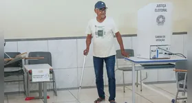 Descubra quem tem direito à prioridade na fila de votação e como evitar constrangimentos nas Eleições 2026.