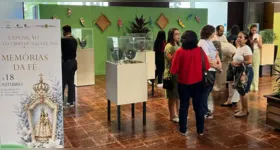 A exposição Joias de Nazaré 2026 reúne cerca de 50 peças criadas por 18 profissionais, com referências à fé, às memórias do Círio e à cultura amazônica, no Espaço São José Liberto, em Belém.
