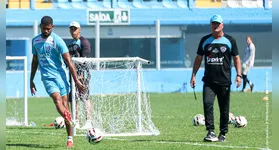 Castro volta aos treinos e pode retornar no jogo contra a Ferroviária. C