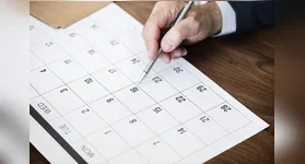 Descubra a origem da fama de agosto como mês do desgosto