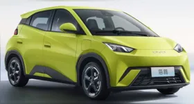 Os carros elétricos ficaram mais acessíveis no Brasil em 2026. Modelos como BYD Dolphin Mini, Geely EX2, JAC E-JS1 e MG4 já aparecem na faixa de até R$ 137 mil.