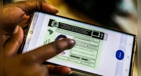 Medida estende automaticamente o prazo de habilitações com vencimento entre 5 de junho e 8 de dezembro; fiscalização deverá aceitar os documentos.