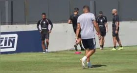 Jogadores do Remo durante o treino realizado no último sábado (03/10), no Baenão, em Belém.