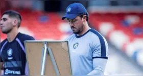 Carpini começa a ficar pressionado e vê o Remo descer ladeira abaixo