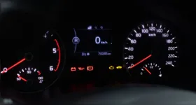 Antes de pegar a estrada, vale conferir as luzes do painel do carro. Cada cor transmite um alerta diferente e saber interpretá-las pode ajudar a identificar problemas e evitar imprevistos durante o trajeto.