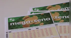 Mega-Sena acumula e sorteia R$ 25 milhões na quinta-feira (27). Confira detalhes sobre os resultados e como funciona a premiação.