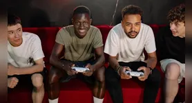 Os críticos do tempo de tela raramente percebem a criatividade que os jogadores demonstram ao organizar jogos em grupo