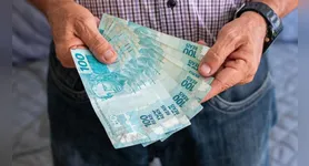 O dinheiro, mas mais uma parcela do 13º salário dos aposentados e pensionistas já está garantida