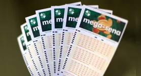 Todos os sorteios da Mega Semana acontecem no horário normal, às 21h pelo horário de Brasília.