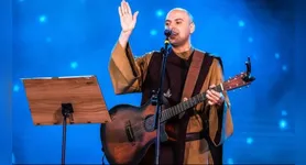 A Vigília terá 12 horas de oração e louvor. Os portões do Mangueirão abrem às 15h do sábado (26), com acolhida prevista para as 18h. O encerramento está programado para as 6h do domingo (27).