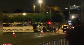 Parte da Esplanada dos Ministérios foi interditada e o trânsito, desviado. O homem permanecia em uma viatura da PM enquanto o esquadrão antibombas avaliava o conteúdo da mochila.