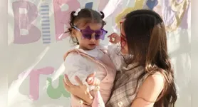 Os prints divulgados pela influenciadora mostram postagens com ofensas à criança e à mãe, especulações sobre saúde e ataques de cunho sexual contra Amanda.